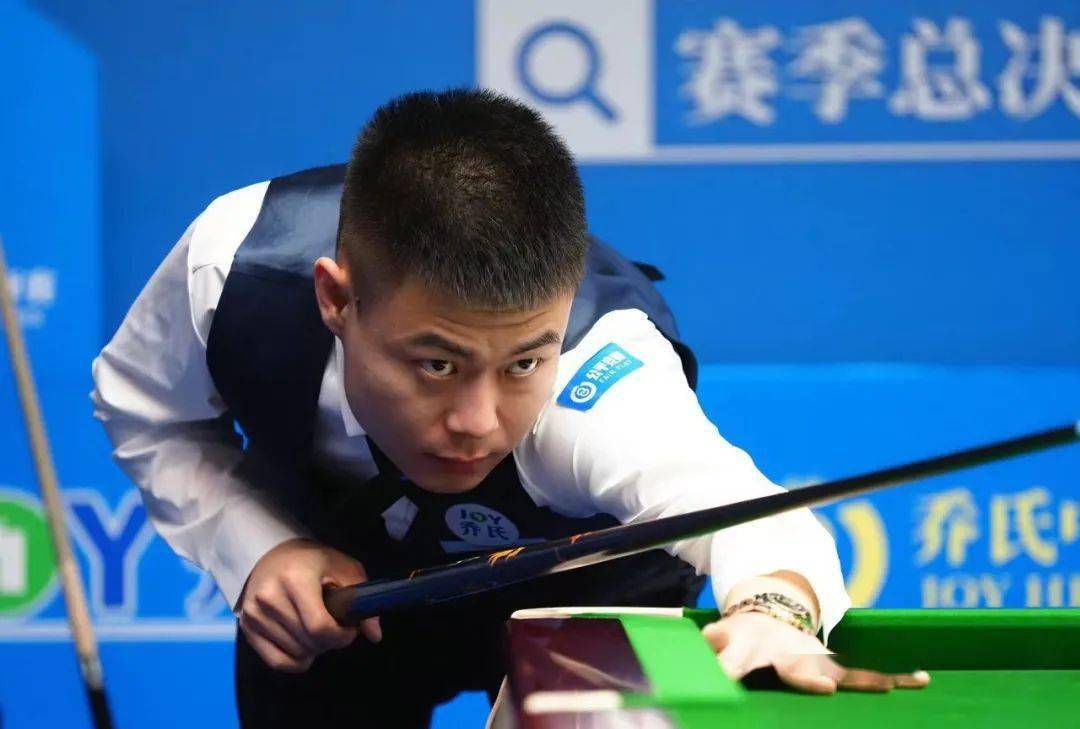 揭幕战中 揭幕战中