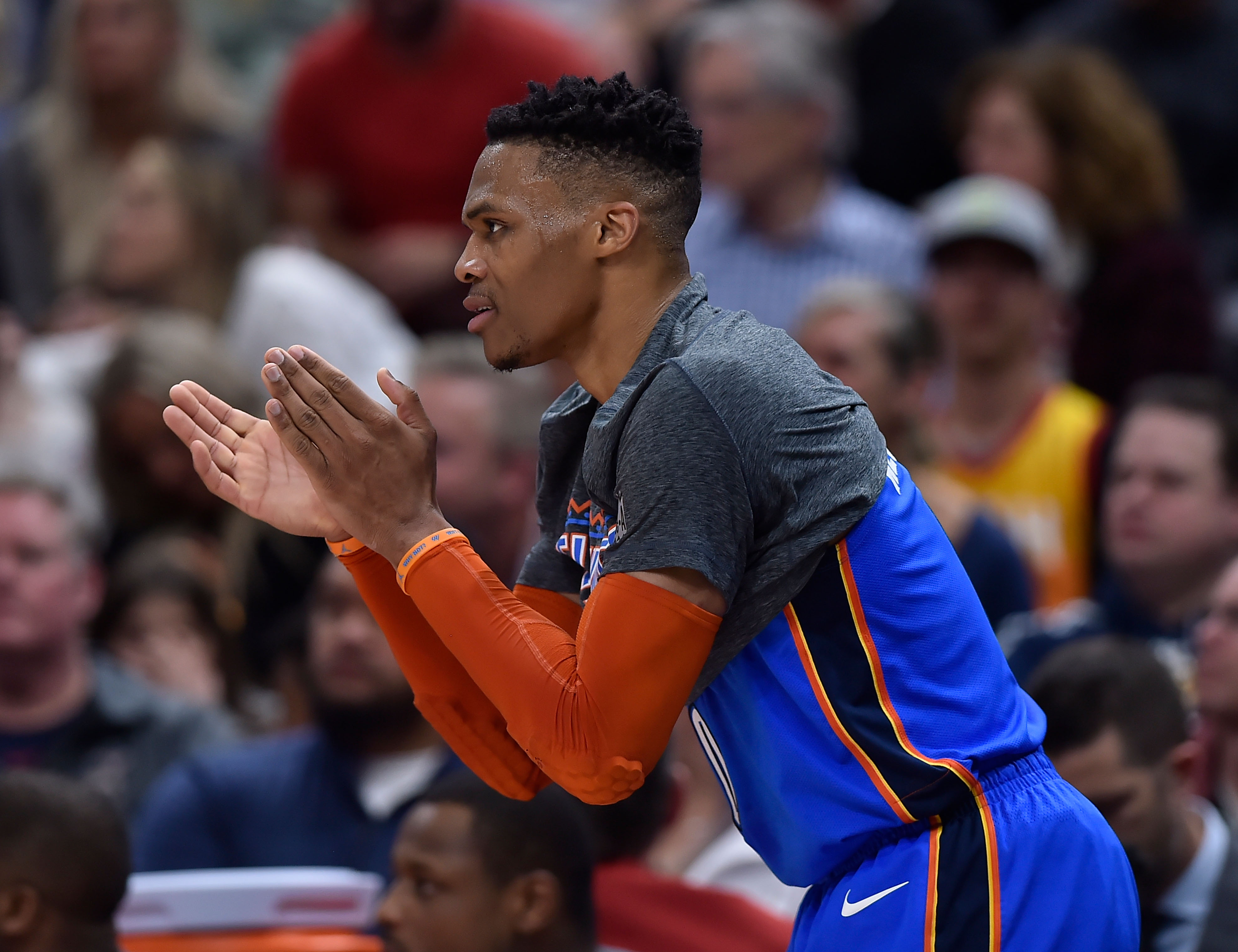 阵容深度和 阵容深度和