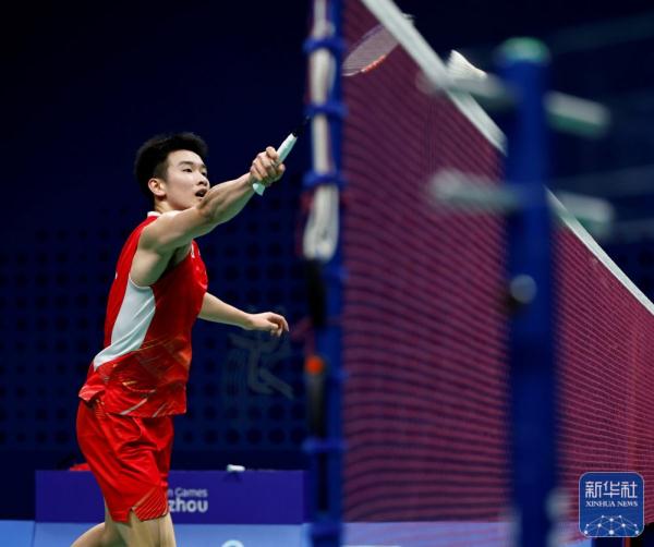 前的表现直 前的表现直